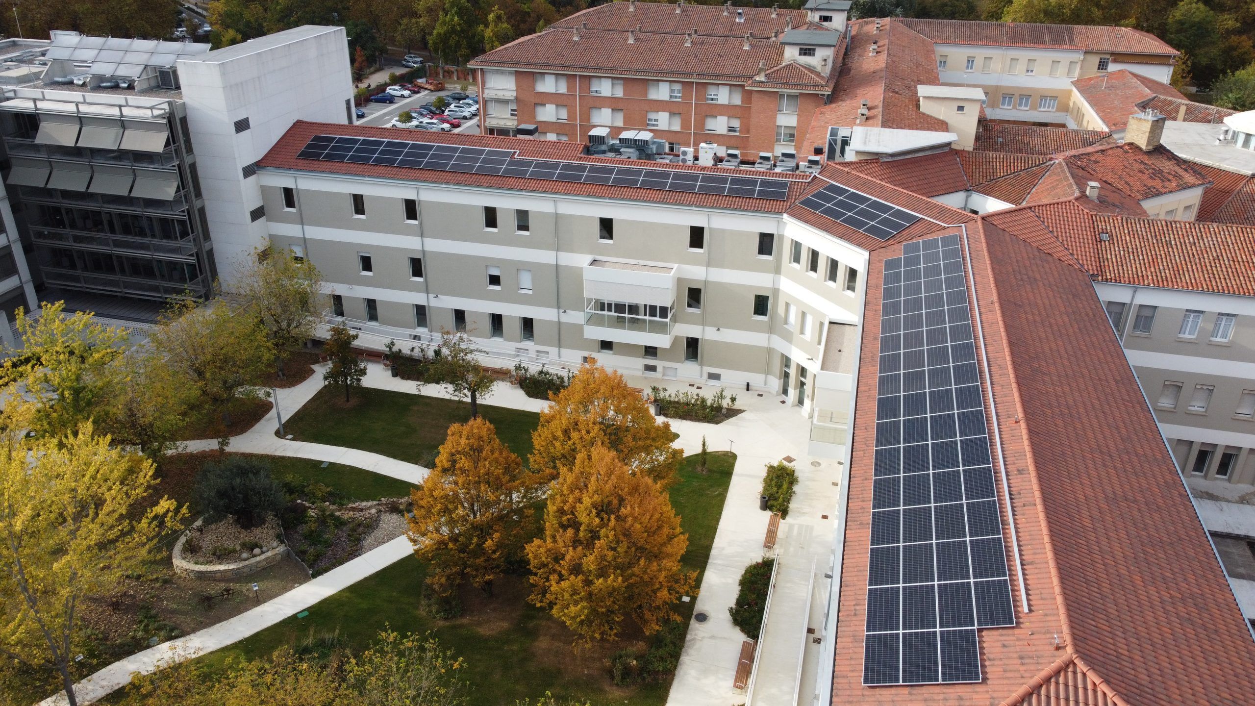FOTOVOLTAICA PABELLÓN E, CASA MISERICORDIA DE PAMPLONA